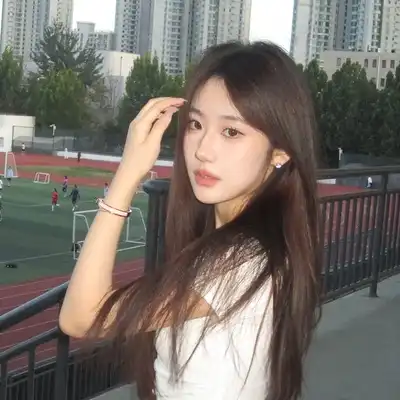 梁明
